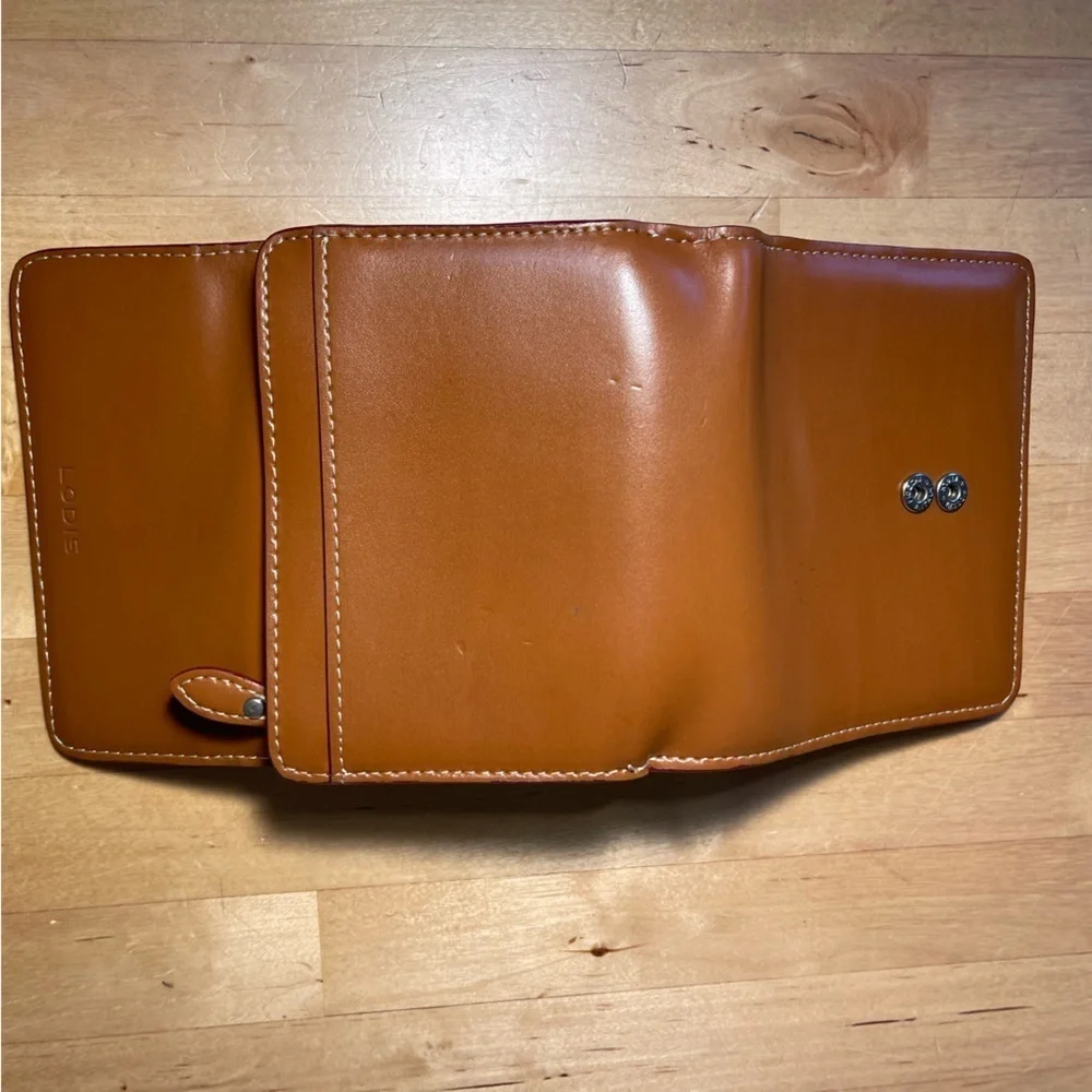 Lodis Leather Trifold Wallet Small Compact Organizer Detachable ID Card Holder